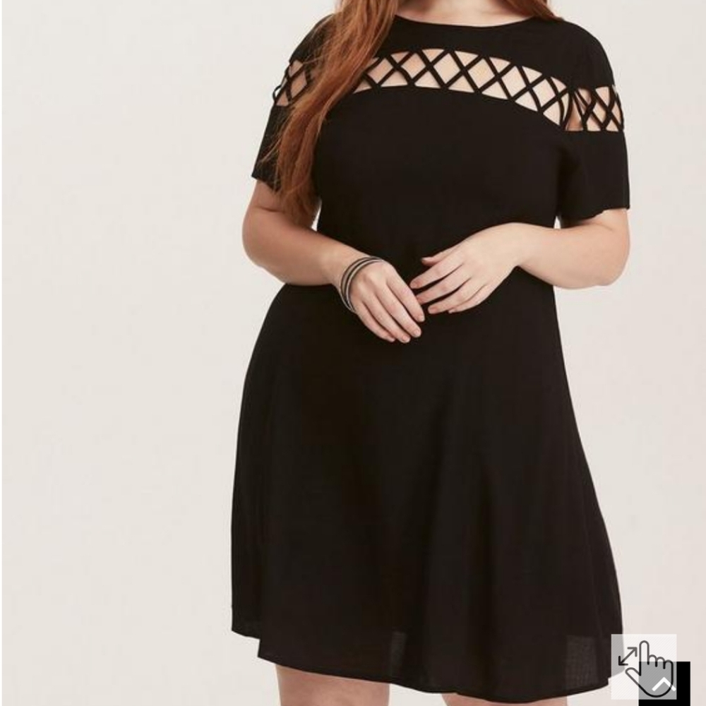 Mini Challis Trapeze Dress Black 1X Torrid